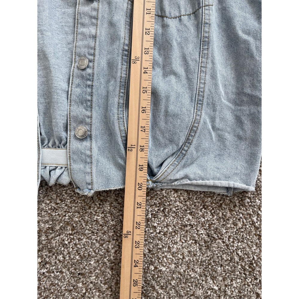 Maurices Light Wash Pearl Rhinestone Embellished Cropped Denim Jacket Small - Picture 4 of 6